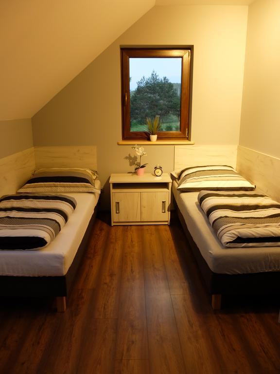 Apartament Pozytywka Tenczynek Bagian luar foto